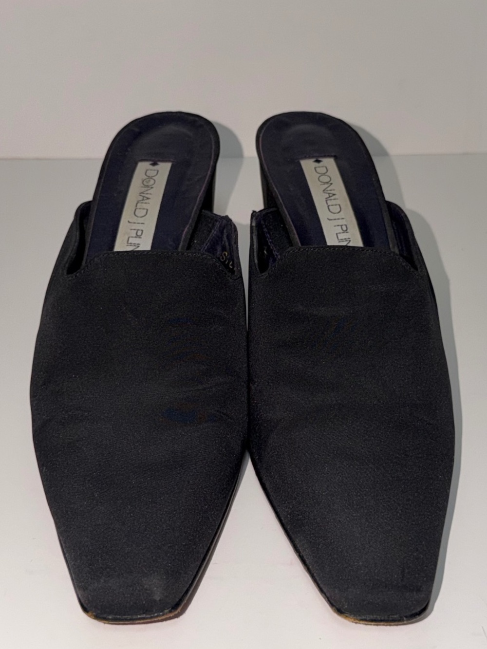 Vintage Donald J. Pliner Square Toed black slip-on mules
